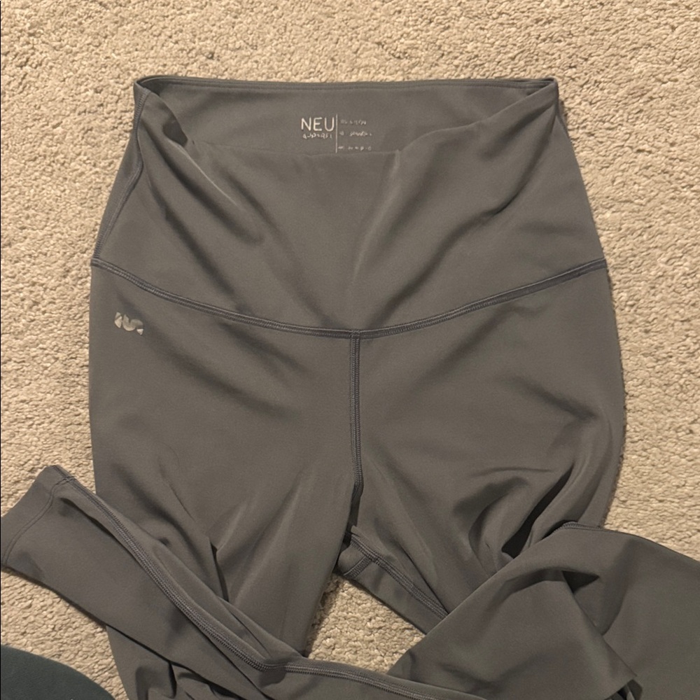 NEU apparel High-Waisted Leggings